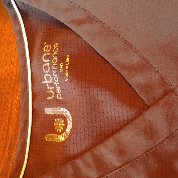 Black Urban Performance Scrub set, size Mediums. EUC - Picture 2 of 12